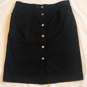 Jones New York Signature black skirt size 6
